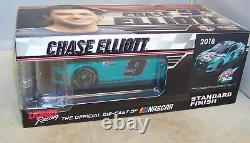 124 Action 2018 #9 Mountain Dew Baja Blast Camaro Chase Elliott 1/745 Nib