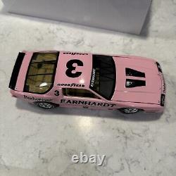 124-Action-Dale Earnhardt #3 Budweiser 1989 Camaro IROC Xtreme-Pink New