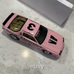 124-Action-Dale Earnhardt #3 Budweiser 1989 Camaro IROC Xtreme-Pink New
