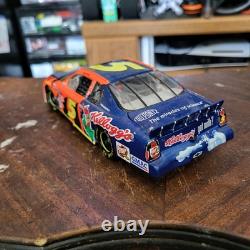 124 Custom #5 Terry Labonte Darlington Last Win 2003 Action NASCAR Diecast