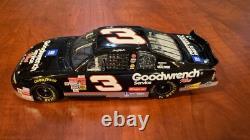 124 Dale Earnhadt #3 GM Goodwrench Service Plus 2001 Monte Carlo P/N 101786