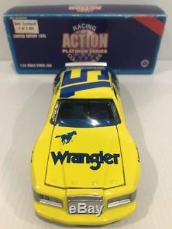 #15 Dale Earnhardt Wrangler 1983 Ford Thunderbird 1/24 Action