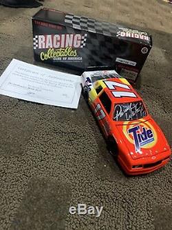 1995 Darrell Waltrip 1988 Tide Action RCCA 1/24 NASCAR Diecast Autographed