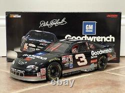 1999 Dale Earnhardt Goodwrench Service Plus Monte Carlo NASCAR Action 1/18