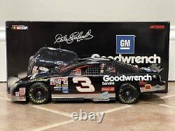 1999 Dale Earnhardt Goodwrench Service Plus Monte Carlo NASCAR Action 1/18