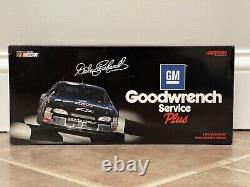 1999 Dale Earnhardt Goodwrench Service Plus Monte Carlo NASCAR Action 1/18