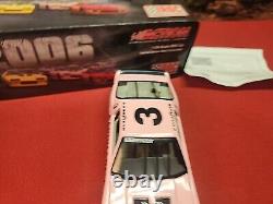 1/24 1989 Dale Earnhardt IROC Camaro Xtreme #3 Action Budweiser PINK (2006)