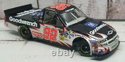 1/24 #92 2004 Kevin Harvick Gm Goodwrench Chevy Race Truck Action