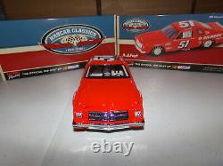 1/24 A. J. Foyt #51 Gilmore Racing Nascar Classics 1976 Action Nascar Diecast