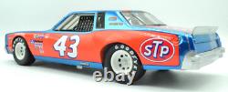 1/24 Action 2004 Richard Petty #43 STP Chevy 400 Wins Nashville Win