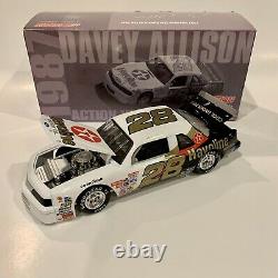 1/24 Davey Allison 1987 Rookie Of The Year! Thunderbird Action Historical Series