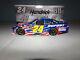 1/24 Jeff Gordon #24 Dupont Honoring Our Soldiers 2010 Action Nascar Diecast