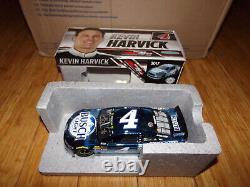 1/24 Kevin Harvick #4 Busch Light Color Chrome Autographed 2017 Action Nascar