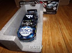 1/24 Kevin Harvick #4 Busch Light Color Chrome Autographed 2017 Action Nascar