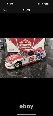 1/24 Nascar Diecast, Alabama 2012 National Championship Clint Bowyer Car