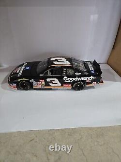 2000 Dale Earnhardt #3 Goodwrench Under The Lights Bank withkey 1/24