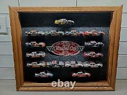 2003 ACTION Winston Cup 164 Victory Lap NASCAR DIE-CAST & Oak Display Case