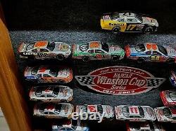 2003 ACTION Winston Cup 164 Victory Lap NASCAR DIE-CAST & Oak Display Case