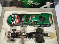 2003 Action Tony Pedregon 1/16 Diecast Ford NHRA Funny Car Castrol Syntec