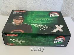 2003 Action Tony Pedregon 1/16 Diecast Ford NHRA Funny Car Castrol Syntec