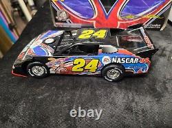 2008 1/24 JEFF GORDON #24 EA Sports ADC Nascar 09 Dirt Car Prelude Die-Cast NIB