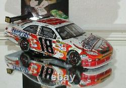2008 Kyle Busch #18 Snickers ATLANTA RACE WIN AUTOGRAPHED 1/24 car withPhoto Proof