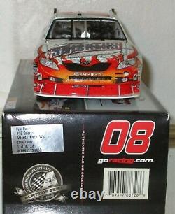 2008 Kyle Busch #18 Snickers ATLANTA RACE WIN AUTOGRAPHED 1/24 car withPhoto Proof