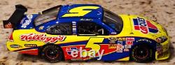 2009 #5 Mark Martin CARQUEST Chevy Impala SS Chicagoland Raced Win 124 Diecast
