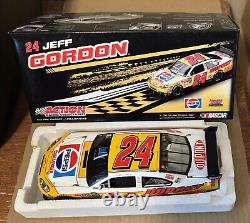 2009 Jeff Gordon Pepsi Retro Throwback Challenger ARC 124 car 1 of 2988