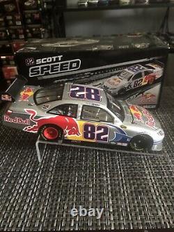 2009 Scott Speed 82 Red Bull 1/24 Autographed