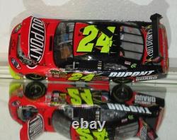 2010 JEFF GORDON #24 DUPONT AUTOGRAPHED CAR#6443/6884 WithCOA AWESOME RARE CAR