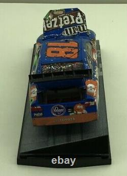 2011 Kyle Busch #18 M&Ms Pretzel Richmond Win Raced Version 124 Diecast 1/545