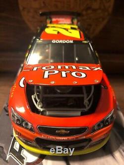 2013 Jeff Gordon Cromax Pro Action 124 Diecast Car ELITE