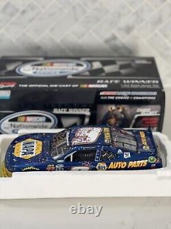 2014 Chase Elliott #9 Napa Darlington Race Win 1/24 Autographed