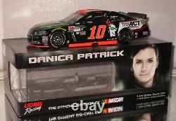 2015 Danica Patrick #10 Godaddy Taxact Color Chrome 1/24 Car#32/72 Rare Awesome