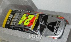 2015 JEFF GORDON #24 AXALTA HOMESTEAD RACE VERSION AUTOGRAPHED Car#85/424 WithCOA