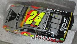 2015 JEFF GORDON #24 AXALTA HOMESTEAD RACE VERSION AUTOGRAPHED Car#85/424 WithCOA