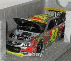 2015 JEFF GORDON #24 AXALTA HOMESTEAD RACE VERSION AUTOGRAPHED Car#85/424 WithCOA