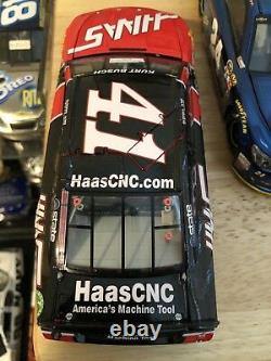 2015 Kurt Busch Haas Automation 1/24 PROTOTYPE Lionel Racing Action Differences