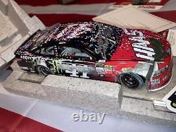 2017 Kurt Busch AUTOGRAPHED Daytona 500 Win NASCAR Diecast 124 NEW #162/ 2,141