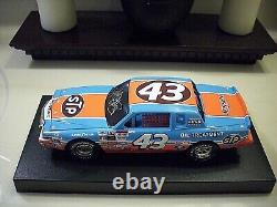 2021 Arc 1/24 Richard Petty #43 Stp 1984 Firecracker 400 (200th) Win Signed