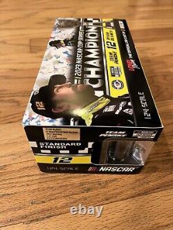 2023 Ryan Blaney #12 Menards Dutch Boy Phoenix Raced Version NASCAR 1/24 Diecast