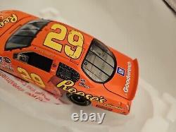 2 Action 124 2006 #29 Kevin Harvick Reese's Caramel Cups Monte Carlo