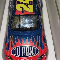 2 Autographed 2002/2006 Bank Jeff Gordon #24 DuPont Signed 124 NASCAR Action