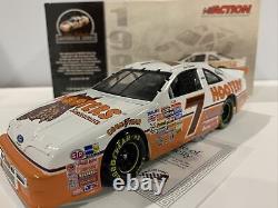 #7 Alan Kulwicki Hooters Ford Thunderbird Historical HOF Champion