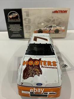 #7 Alan Kulwicki Hooters Ford Thunderbird Historical HOF Champion