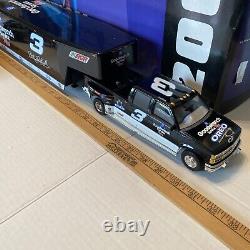 ACTION 1/24 Dale Earnhardt 2001 Oreo 6 wheeler Show Trailer, Crew Cab, Stock car