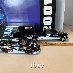 ACTION 1/24 Dale Earnhardt 2001 Oreo 6 wheeler Show Trailer, Crew Cab, Stock car