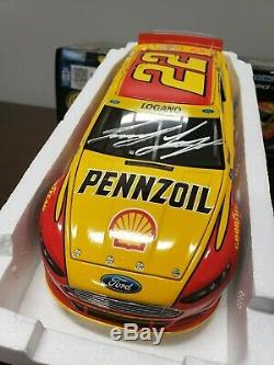 AUTOGRAPHED withCOA 2014 JOEY LOGANO #22 SHELL CHASE FOR THE CUP DIECAST 1/24 NIB