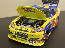 Action 124 2009 Mark Martin #5 Carquest Phoenix Win 124 NASCAR No Box READ